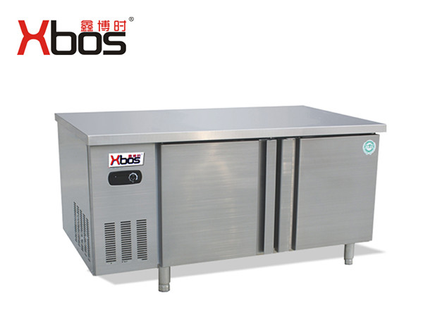 平冷操作臺(tái)